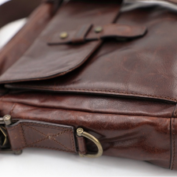 Vintage Fossil Dillon City Unisex Messenger Bag. Excellent Condition. - Picture 6 of 10